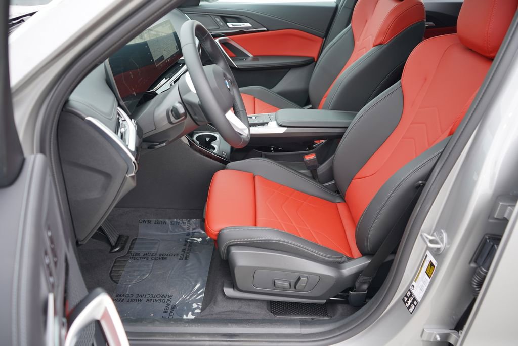 Used 2025 BMW X1 xDrive28i w/ Convenience Package image 9