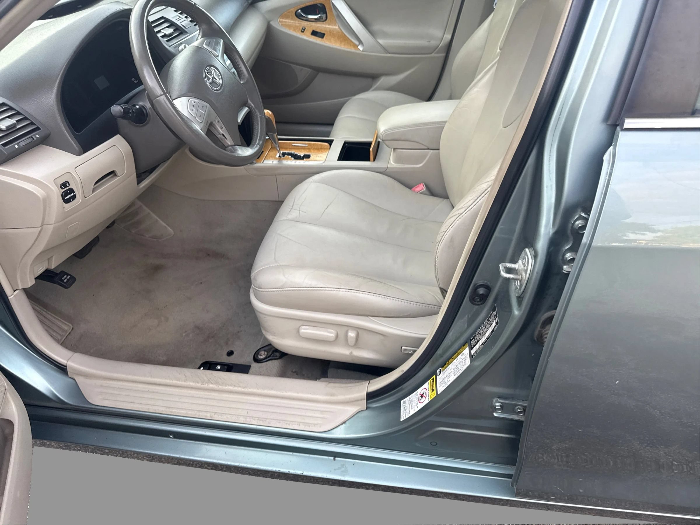 Used 2007 Toyota Camry XLE FWD image 10
