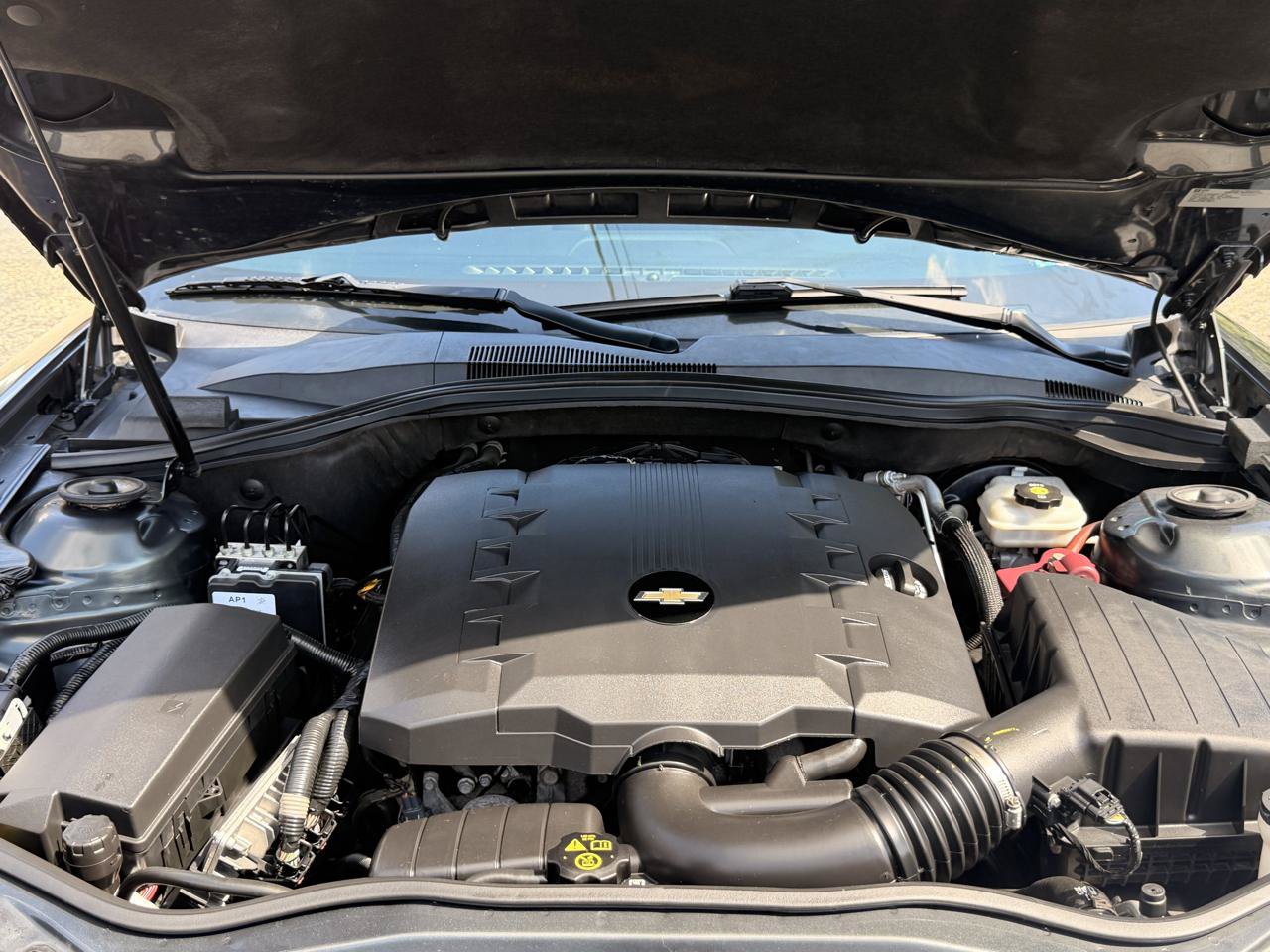 Used 2015 Chevrolet Camaro LT RWD image 14