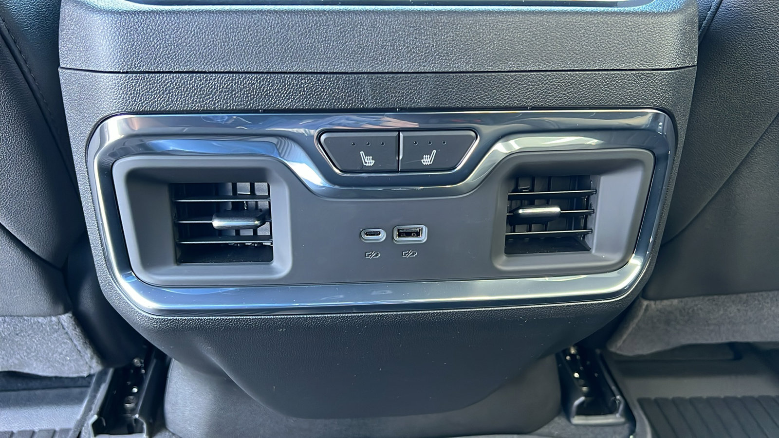 New 2025 Chevrolet Silverado 2500 High Country w/ High Country Premium Package image 16