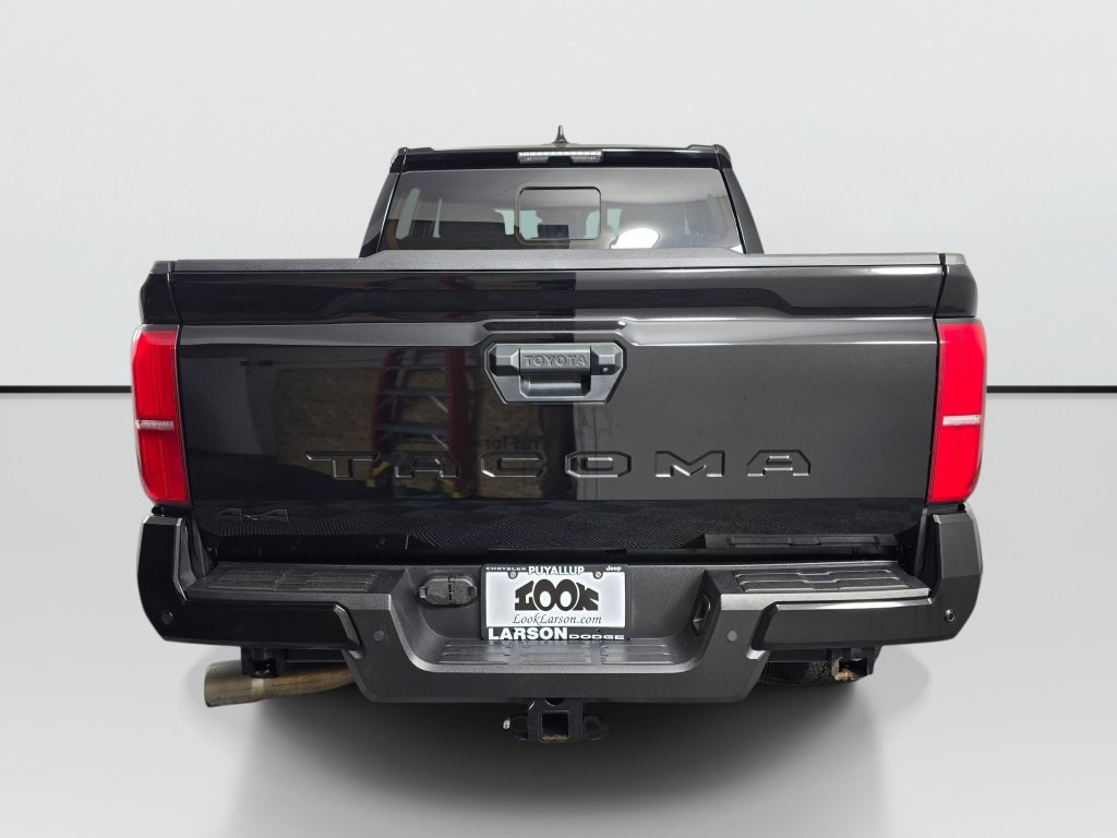 Used 2024 Toyota Tacoma TRD Off-Road w/ TRD Off Road Upgrade Package AWD/4WD image 4