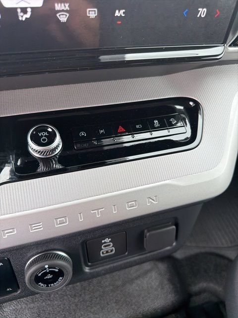 New 2026 Ford Expedition XL AWD/4WD image 29