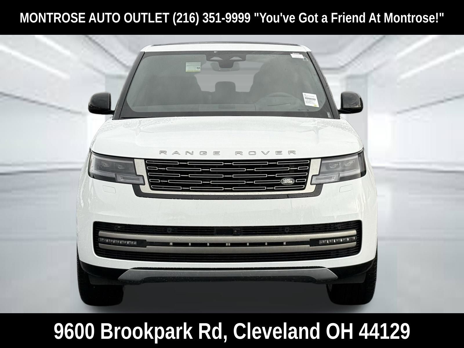 New 2025 Land Rover Range Rover SE AWD/4WD image 8