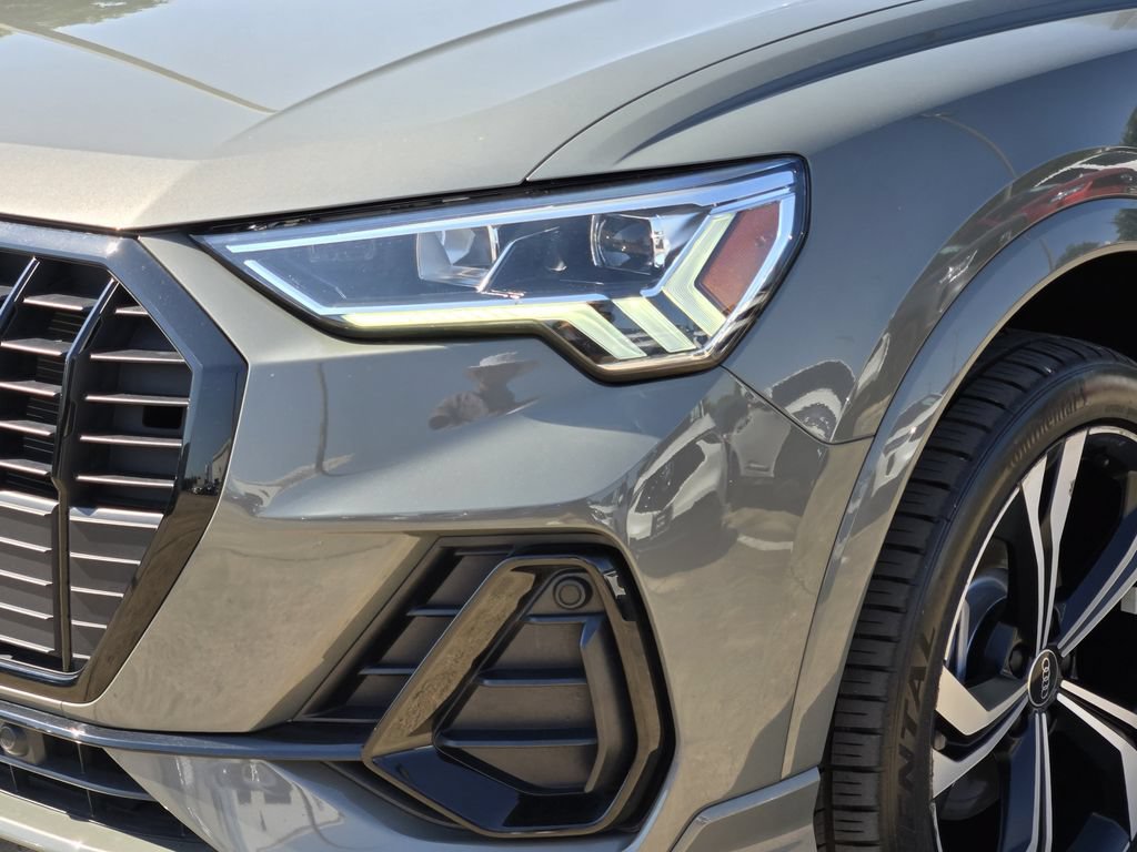 Certified 2023 Audi Q3 2.0T Premium Plus w/ Premium Plus Package AWD/4WD image 12