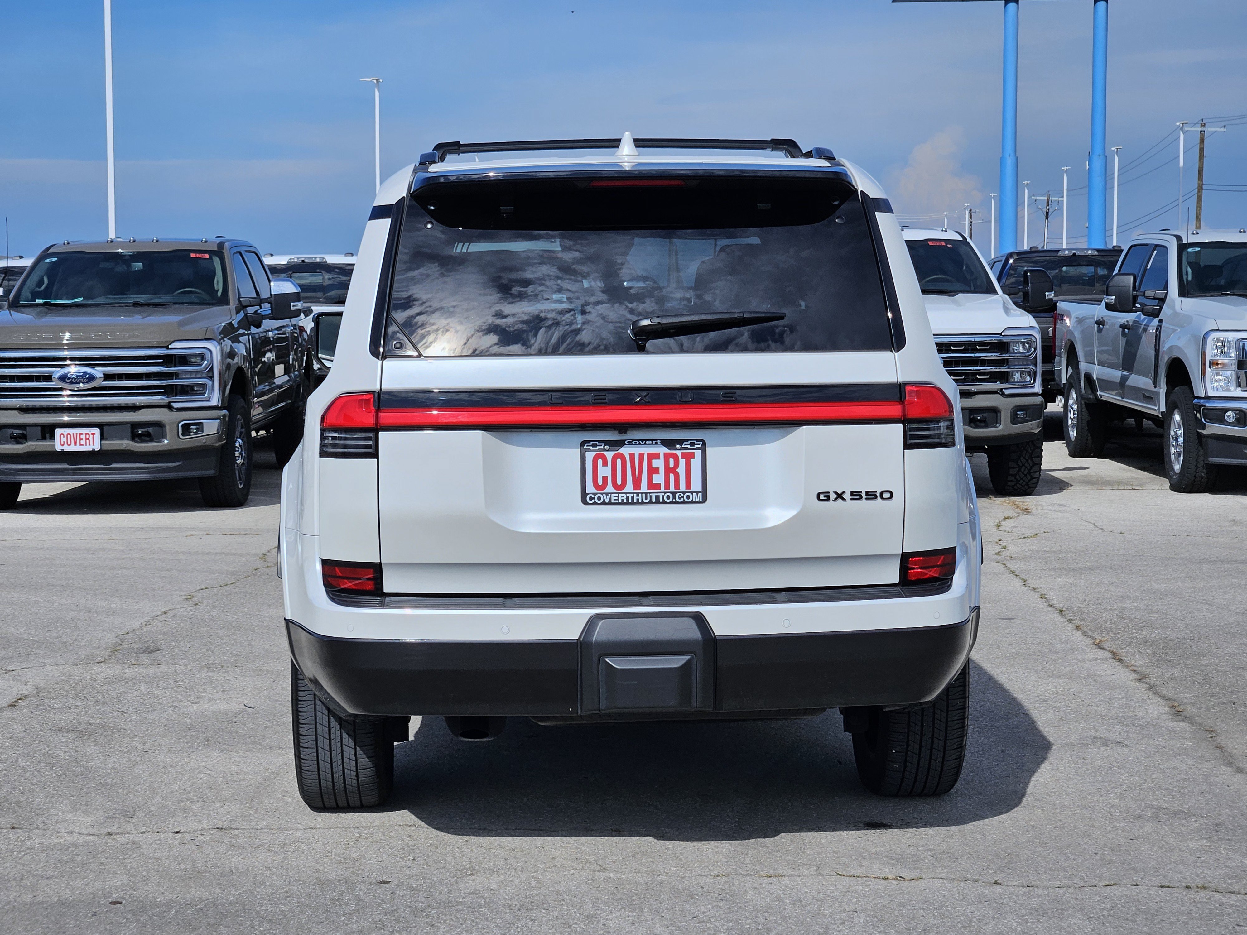 Used 2025 Lexus GX 550 w/ Accessory Package (2T) AWD/4WD image 6