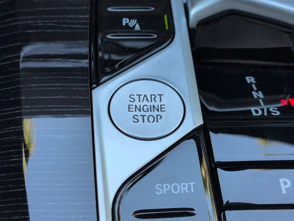 New 2026 BMW X5 sDrive40i w/ M Sport Package RWD image 29