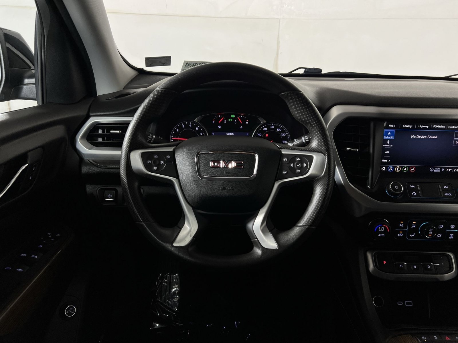 Used 2021 GMC Acadia SLE w/ Driver Convenience Package AWD/4WD image 16
