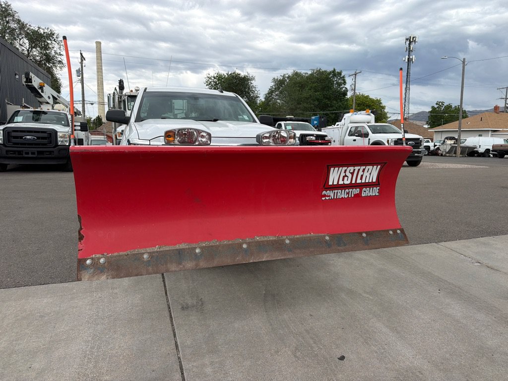 Used 2017 Chevrolet Silverado 2500 W/T w/ WT Convenience Package AWD/4WD image 2