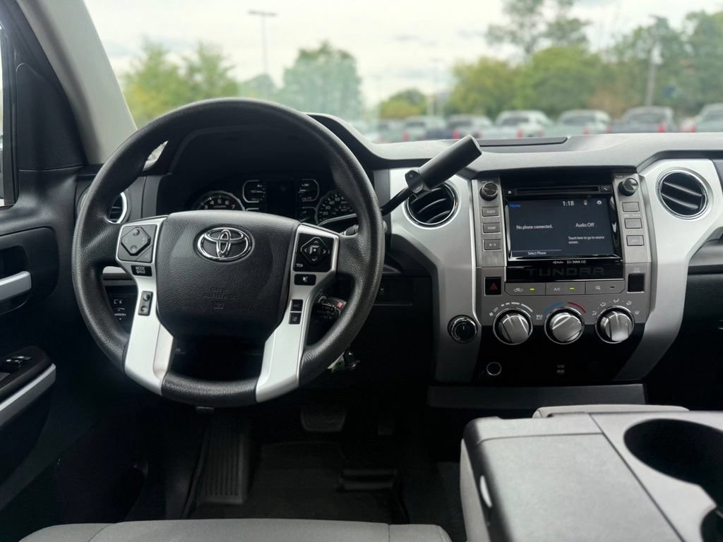 Certified 2018 Toyota Tundra SR5 AWD/4WD image 20