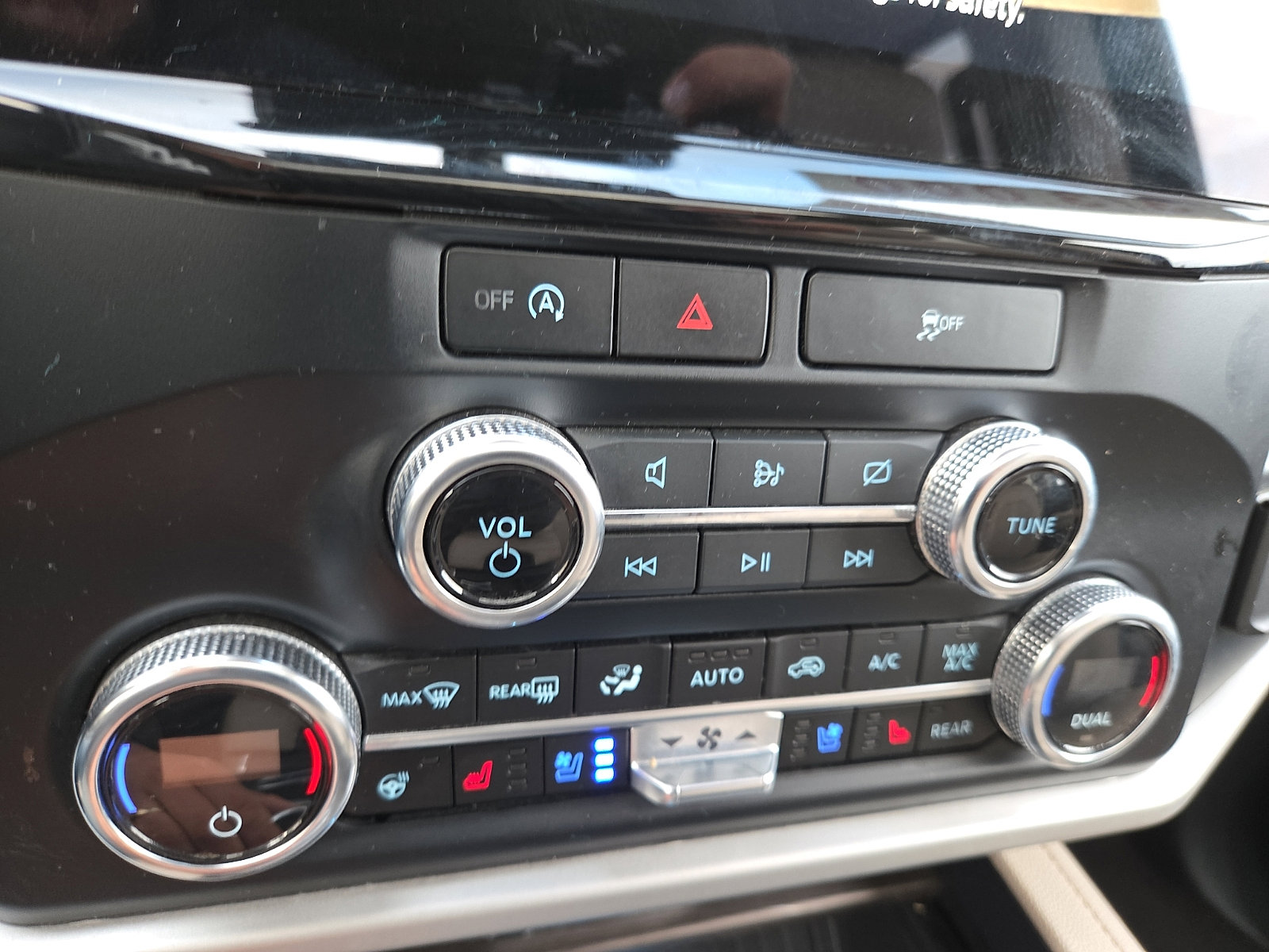 Used 2023 Ford Expedition Limited image 15