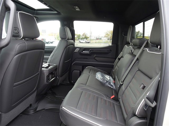 New 2026 GMC Sierra 1500 AT4X image 18