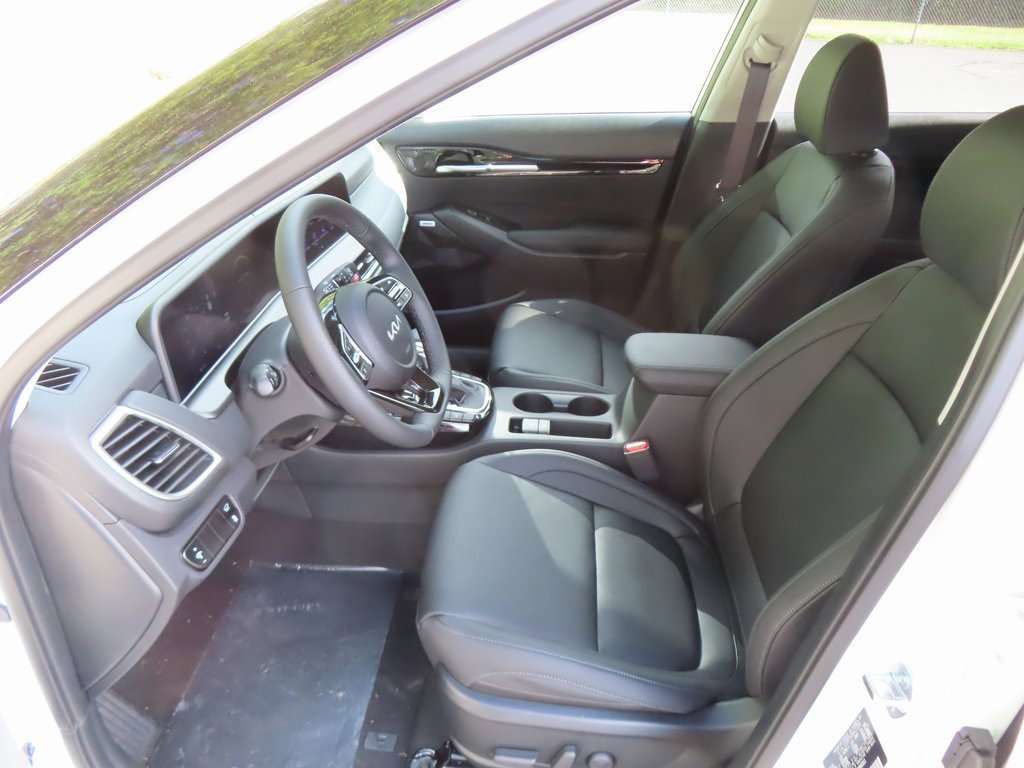 New 2026 Kia Seltos SX w/ SX Sunroof Package image 23