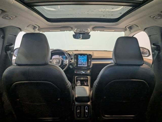 Used 2026 Volvo XC40 B5 Plus w/ Protection Package Premier image 25