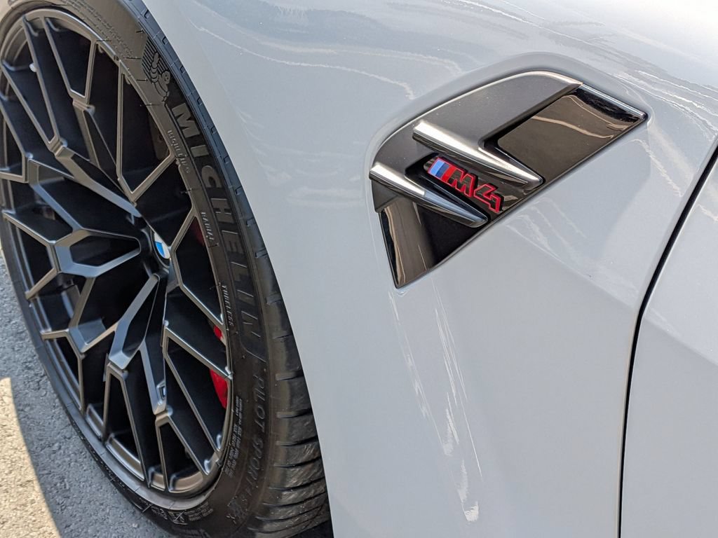 Certified 2025 BMW M4 CS AWD/4WD image 29