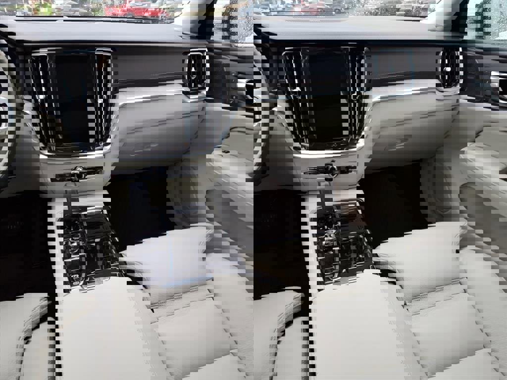 Certified 2025 Volvo S60 T8 Ultra w/ Climate Package image 14