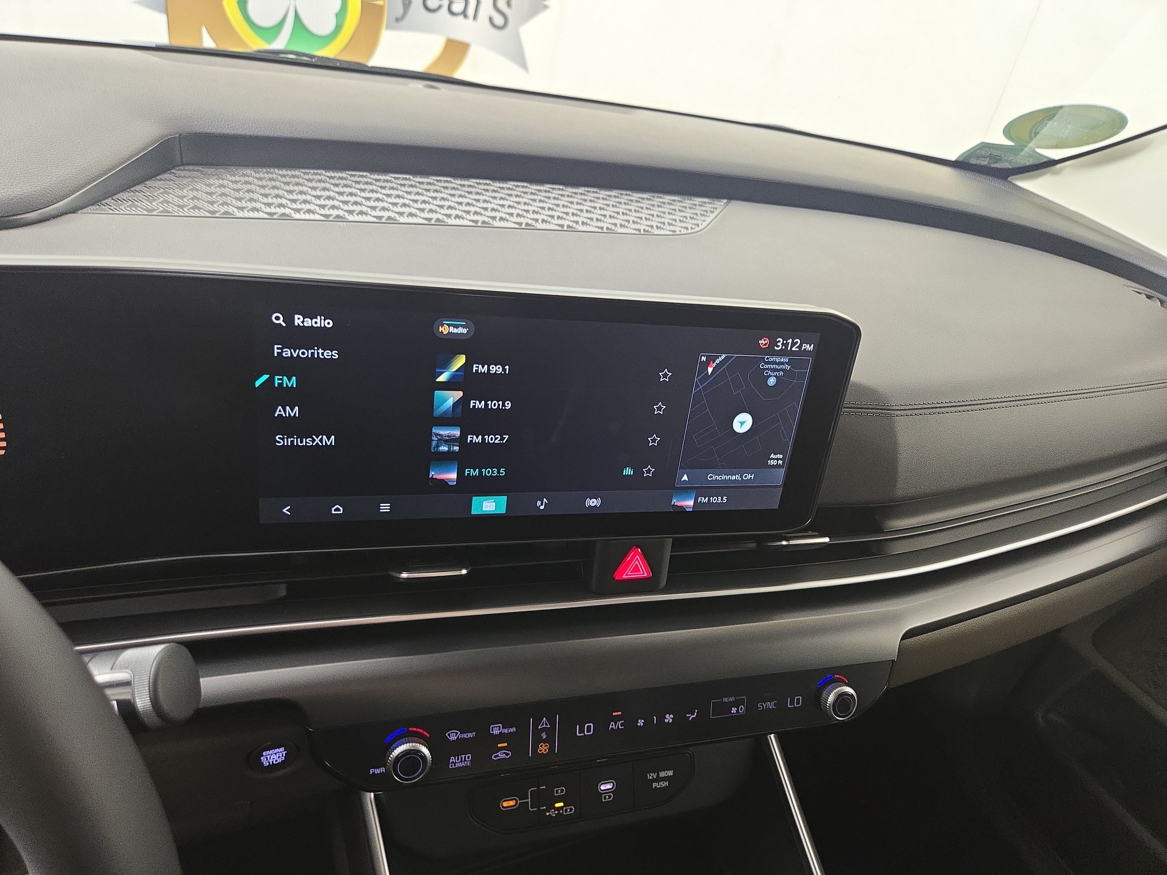 Used 2026 Kia Carnival FWD image 20