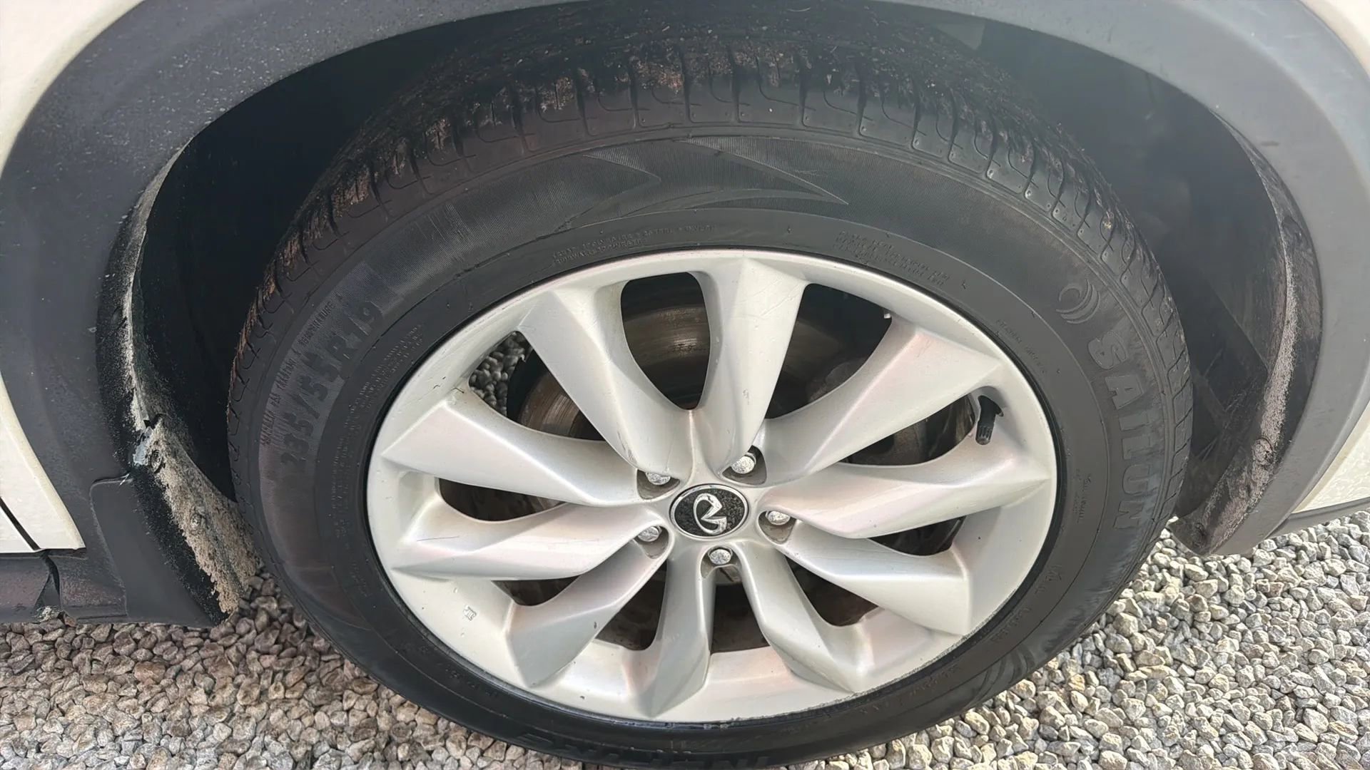 Used 2019 INFINITI QX50 Essential w/ Premium Heat Package image 7