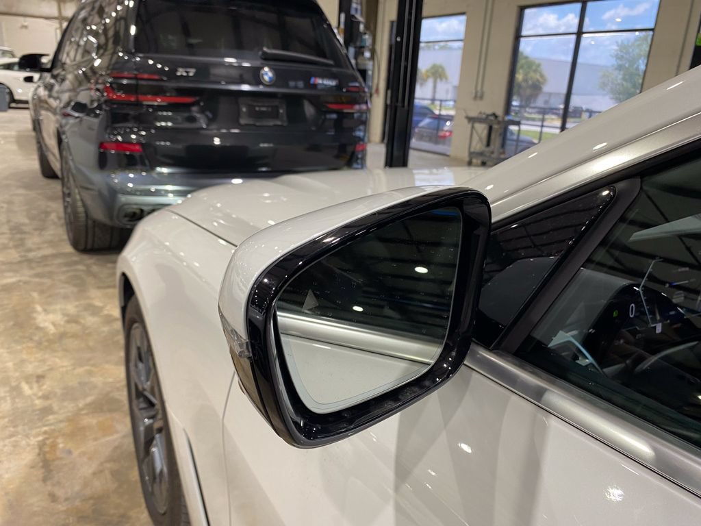 Used 2025 BMW i4 xDrive40i AWD/4WD image 19