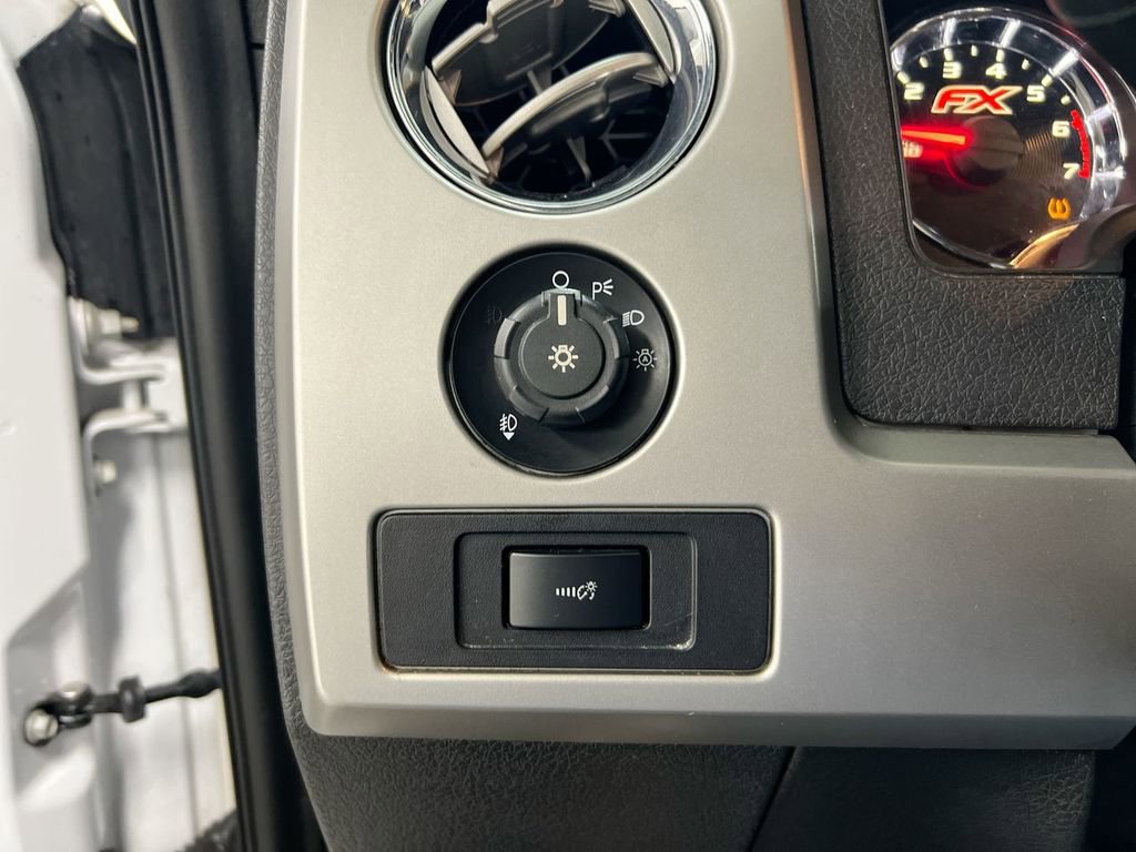 Used 2013 Ford F150 FX4 w/ Luxury Equipment Group AWD/4WD image 18