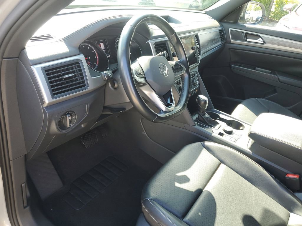 Used 2020 Volkswagen Atlas Cross Sport SE w/ Panoramic Sunroof Package AWD/4WD image 21
