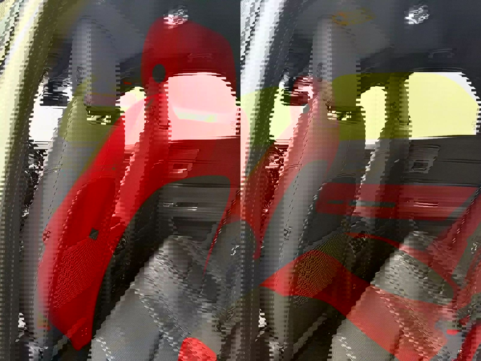 Used 2018 Jaguar XF S image 21