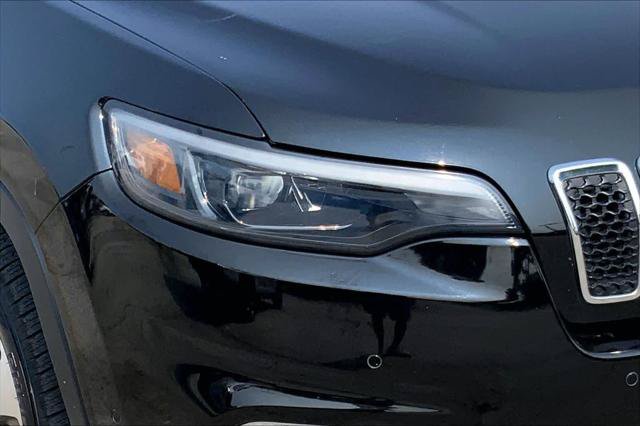Certified 2020 Jeep Cherokee Limited w/ Technology Group FWD image 24