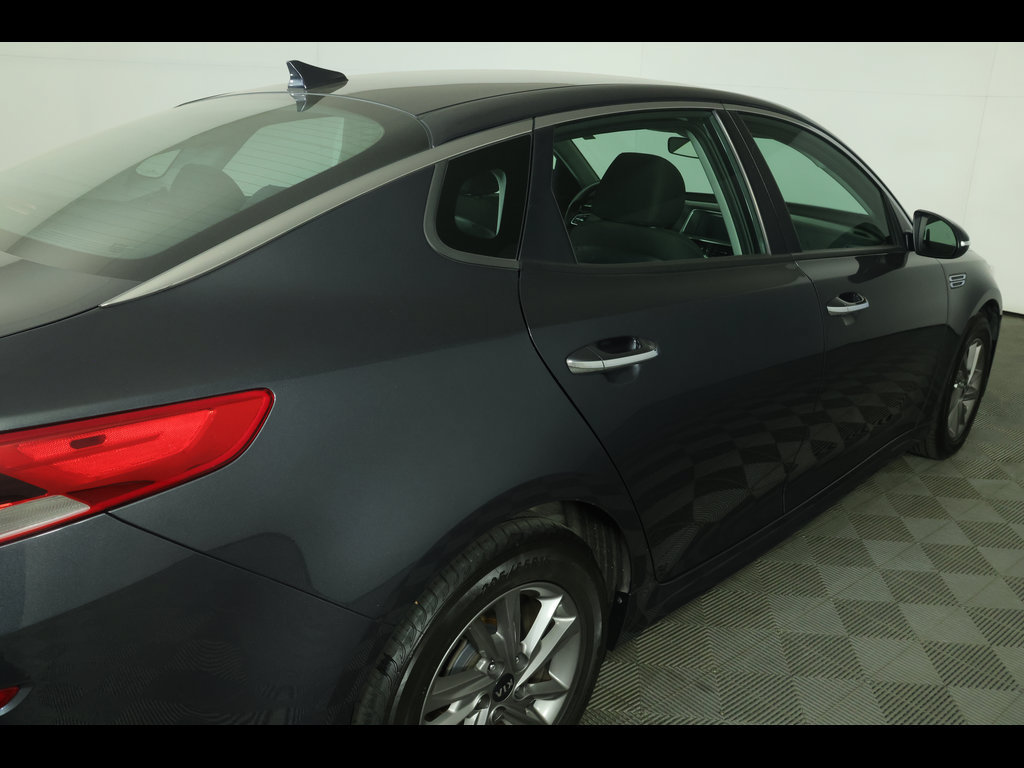 Used 2020 Kia Optima LX FWD image 16