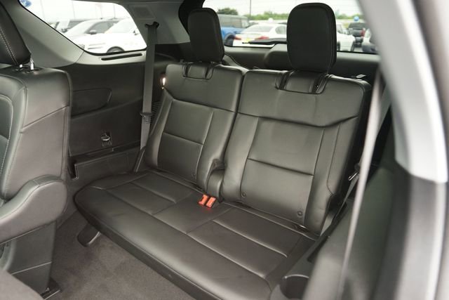 Certified 2023 Ford Explorer Limited w/ Limited Technology Package RWD image 15
