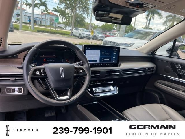 Used 2023 Lincoln Corsair Reserve w/ Equipment Group 201A FWD image 16