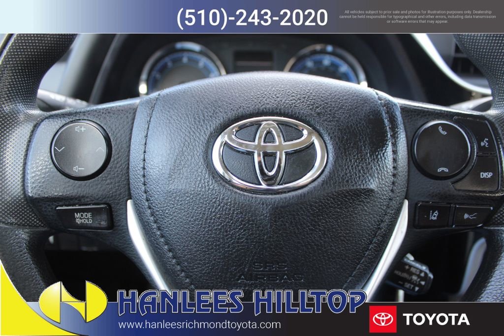 Used 2019 Toyota Corolla LE image 28