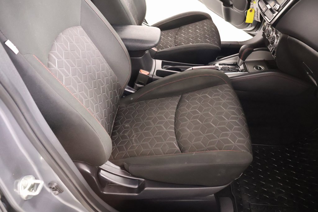 Used 2024 Mitsubishi Outlander Sport LE image 14