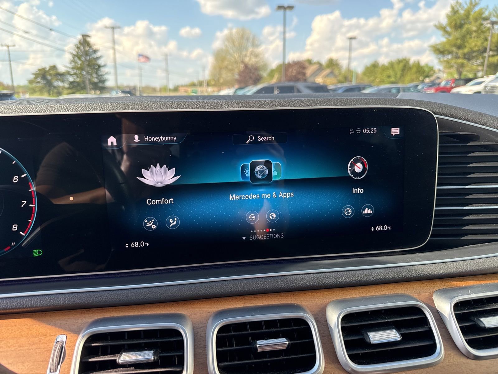 Used 2020 Mercedes-Benz GLE 350 4MATIC image 34