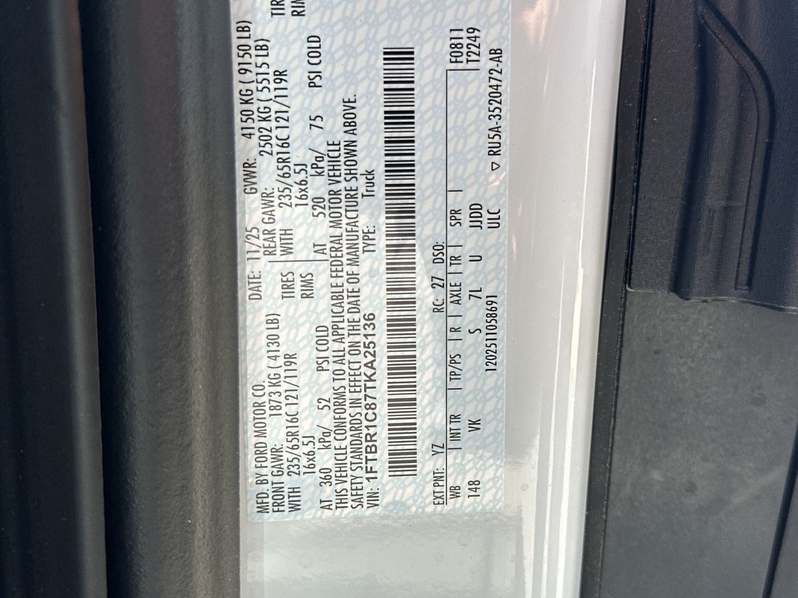 New 2026 Ford Transit 250 148 Medium Roof w/ Load Area Protection Package RWD image 34