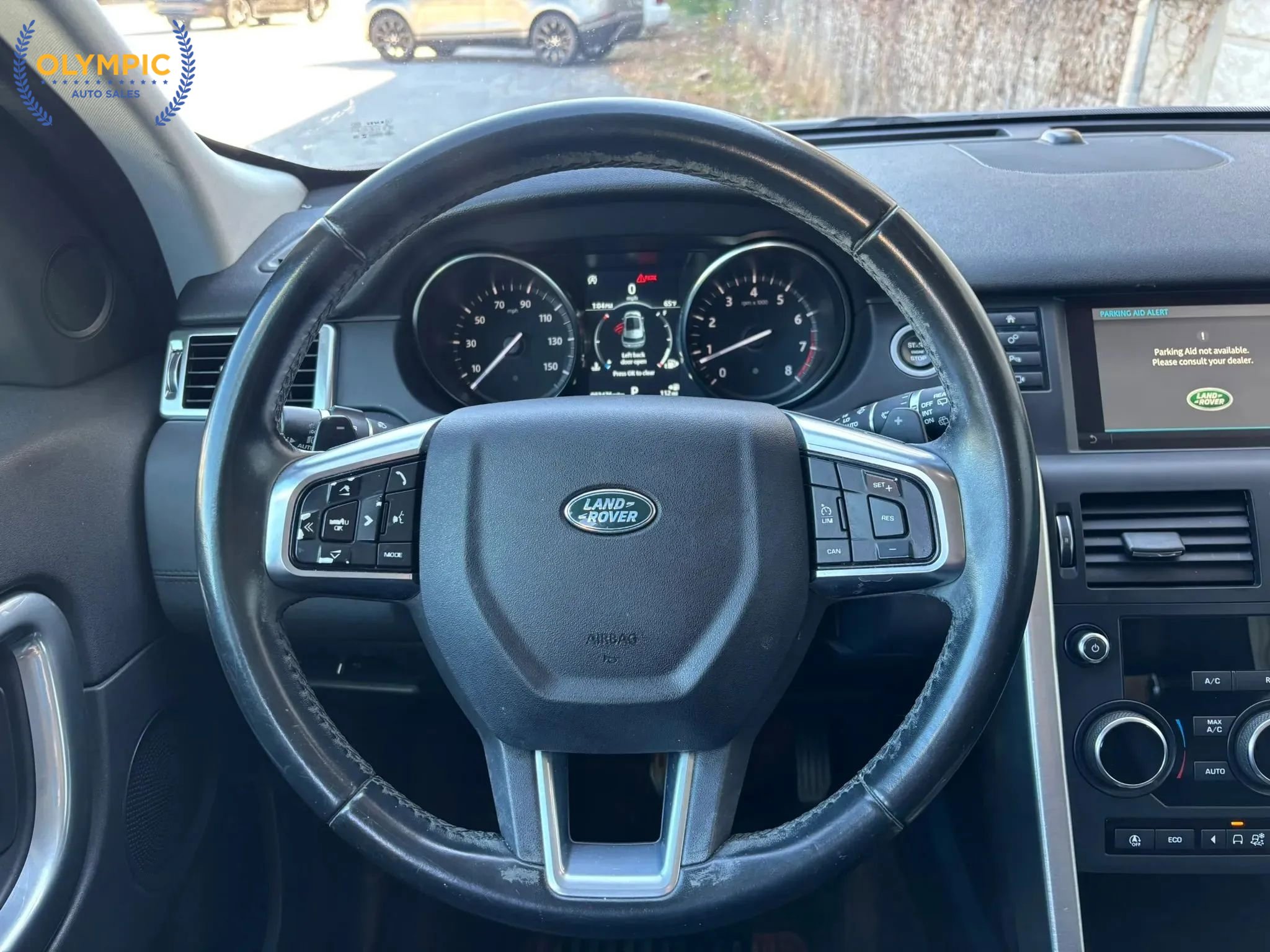 Used 2019 Land Rover Discovery Sport SE image 27