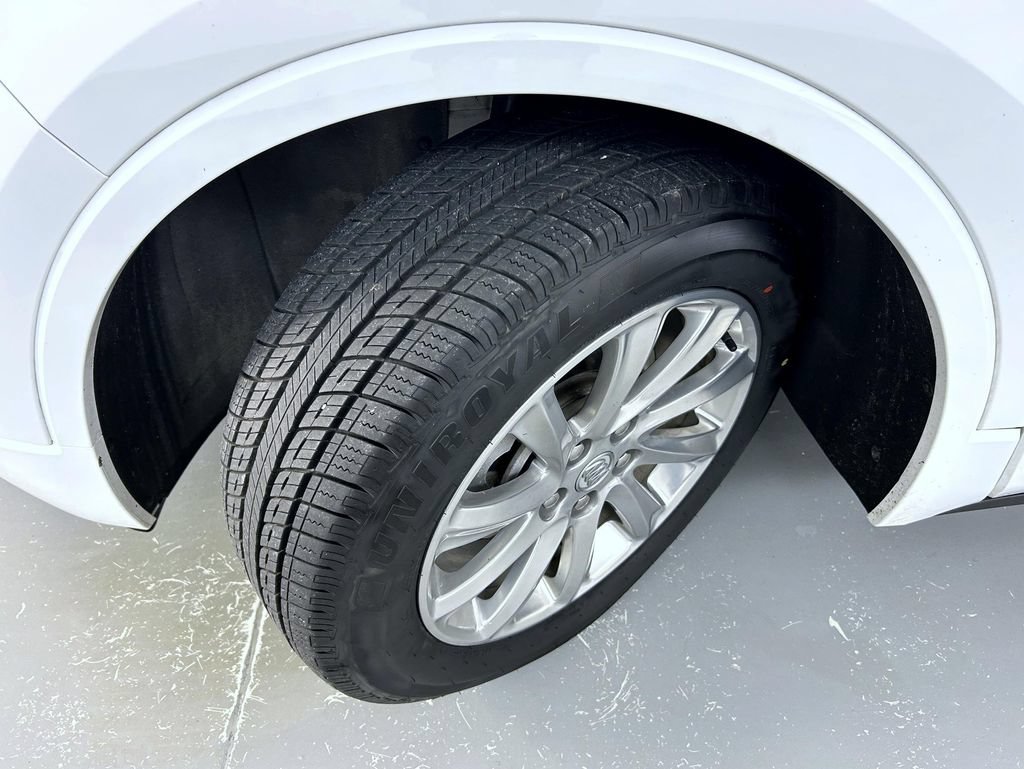 Certified 2020 Buick Envision Essence AWD/4WD image 24