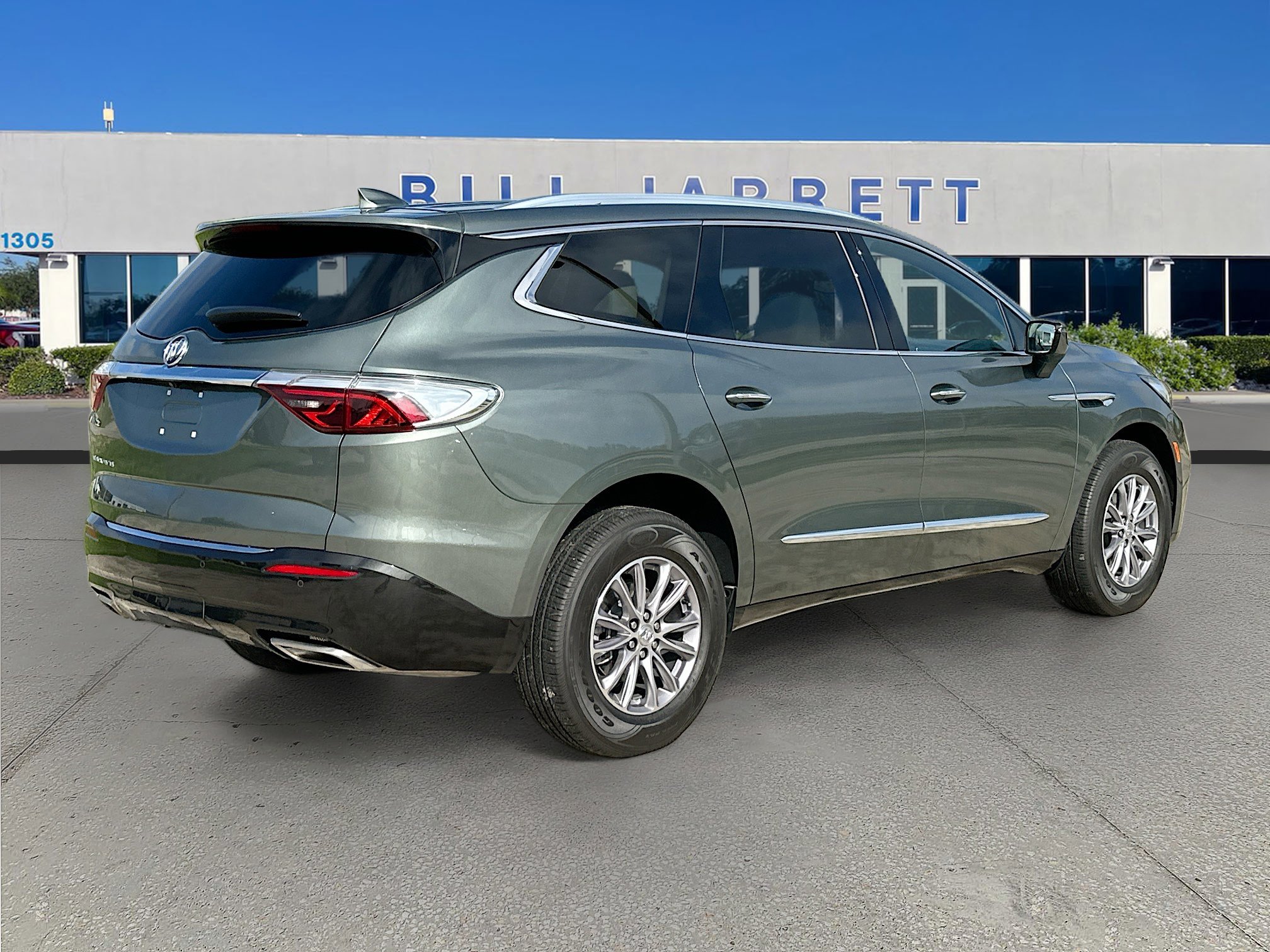 Used 2023 Buick Enclave Essence image 7