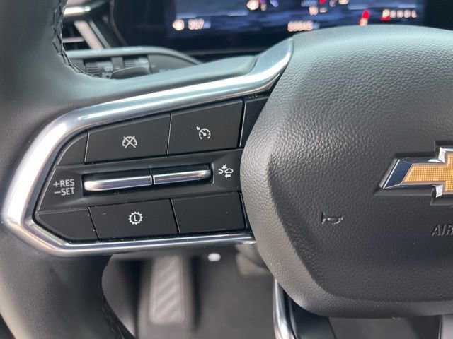 Used 2025 Chevrolet Suburban LT image 19