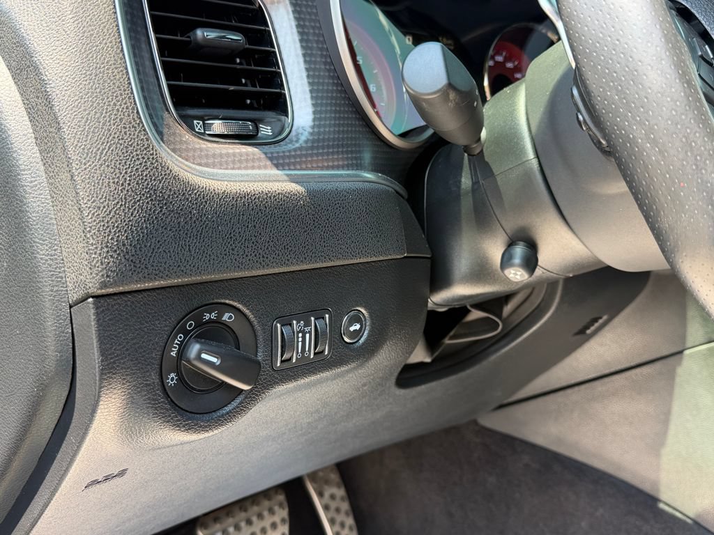Used 2018 Dodge Charger SRT Hellcat w/ Harman/Kardon Audio Group RWD image 22