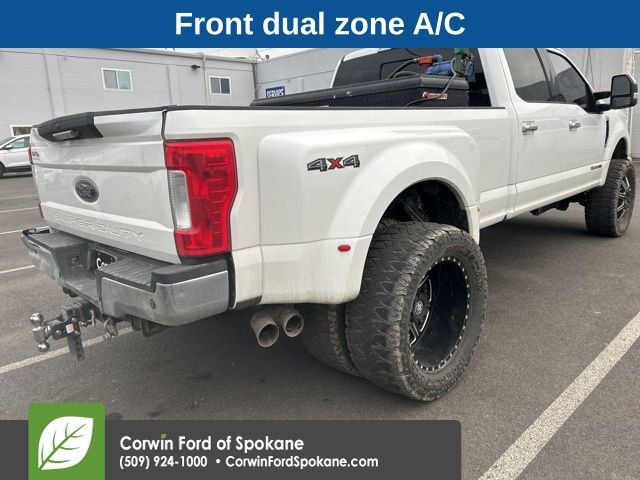 Used 2017 Ford F350 Lariat w/ Chrome Package image 3