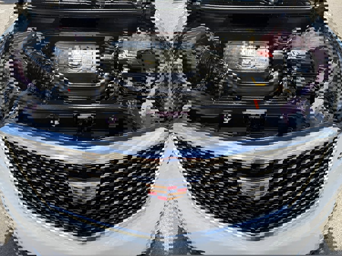 Used 2024 Cadillac XT5 Premium Luxury image 18