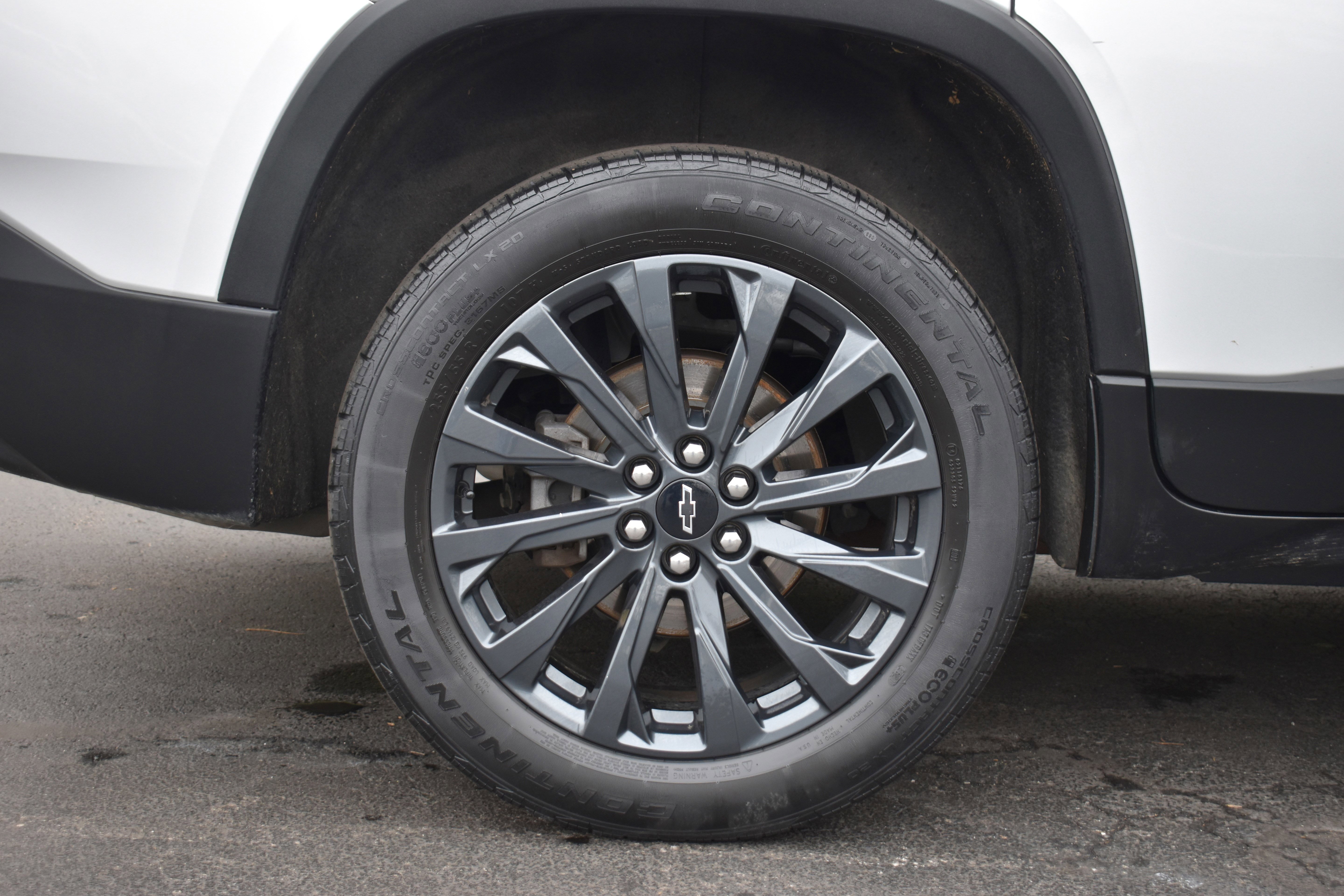 Used 2022 Chevrolet Traverse RS image 37