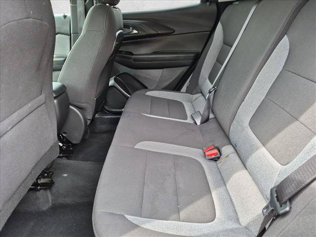 Used 2025 Chevrolet TrailBlazer LT AWD/4WD image 17