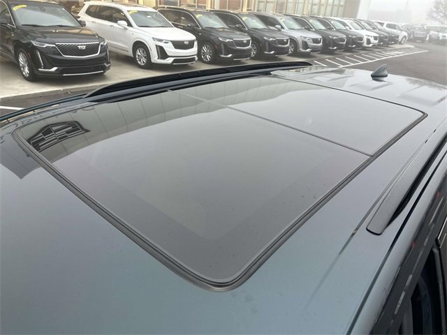 Used 2024 Cadillac XT6 Sport w/ Platinum Package image 14