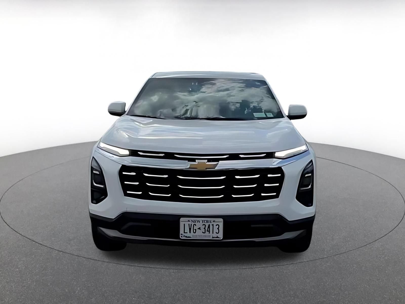 Used 2025 Chevrolet Equinox LT FWD image 4