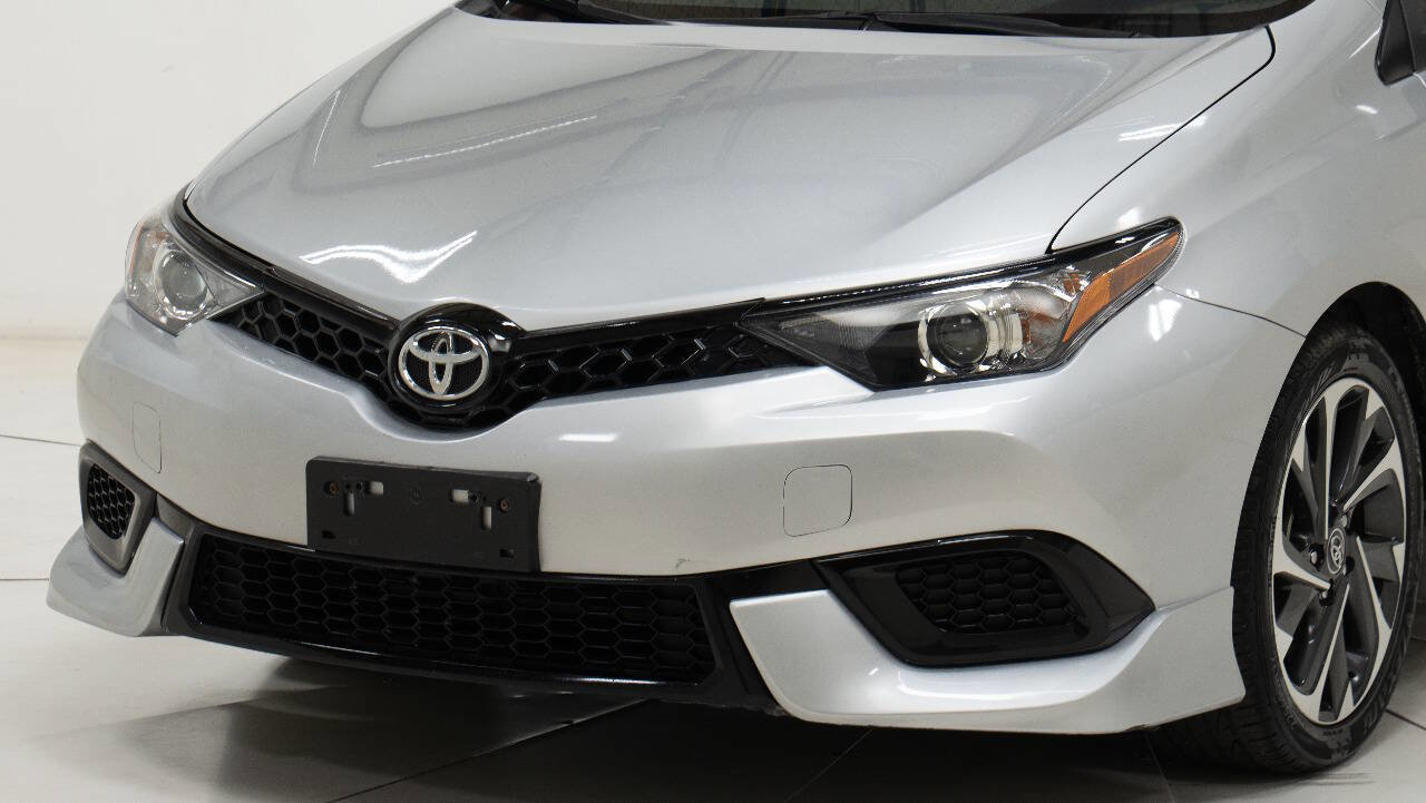 Used 2017 Toyota Corolla iM FWD image 10