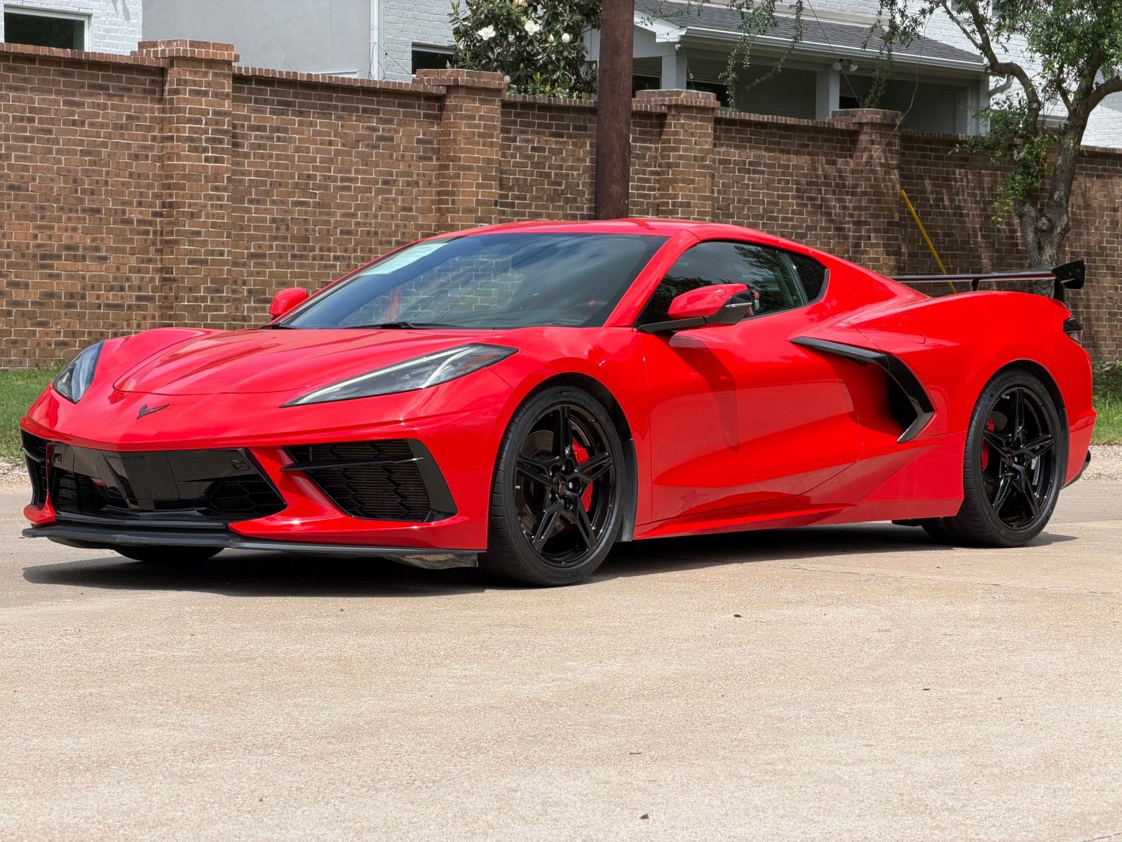 Used 2020 Chevrolet Corvette Stingray Premium Cpe w/ 3LT Preferred Equipment Group image 10