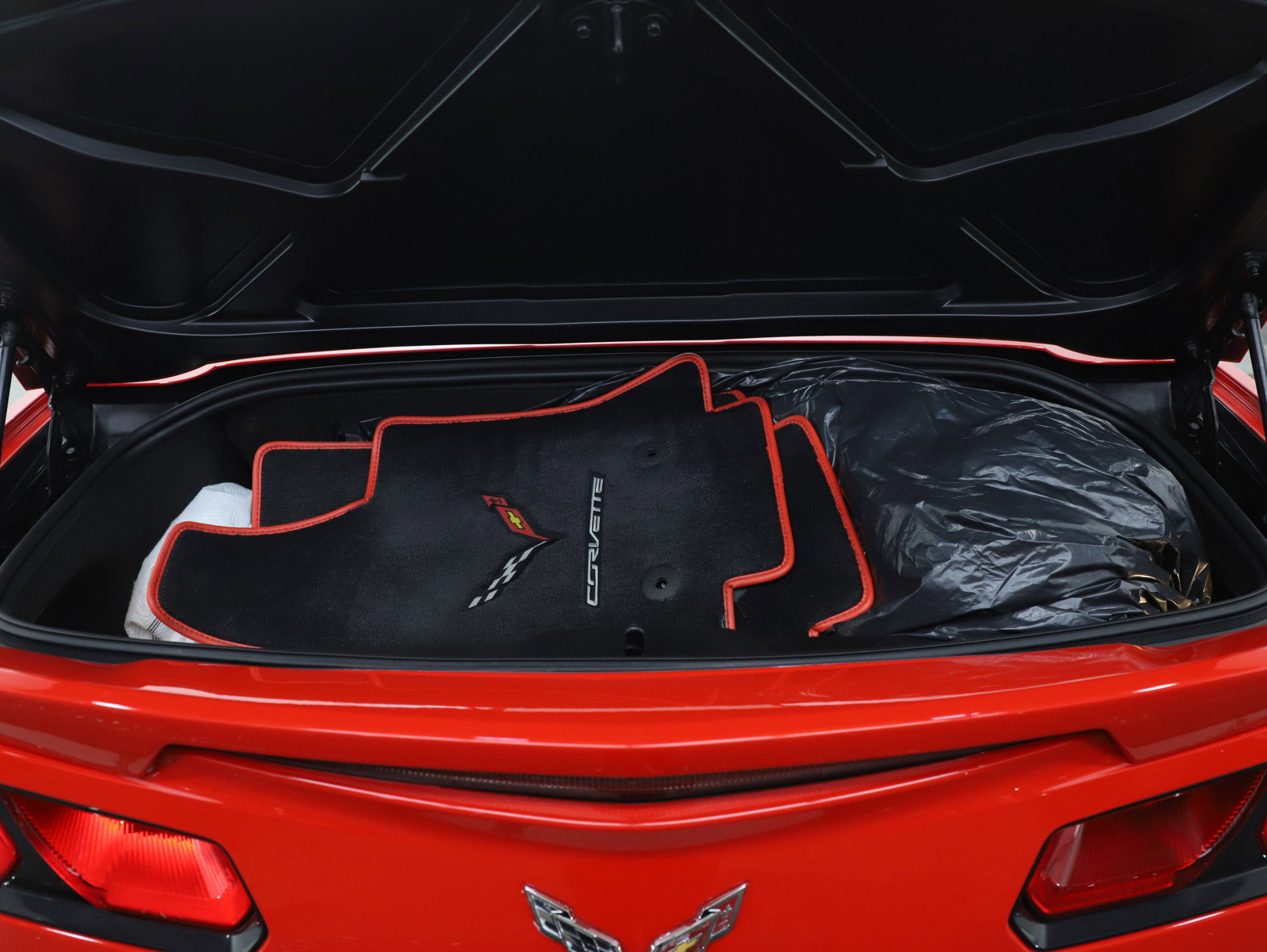 Used 2014 Chevrolet Corvette Stingray Convertible w/ 2LT Preferred Equipment Group RWD image 29