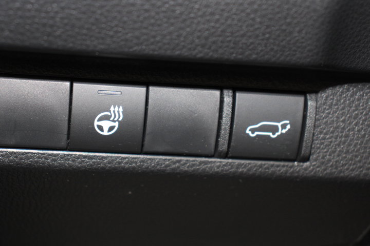 Certified 2025 Toyota RAV4 XLE w/ Convenience Package image 29