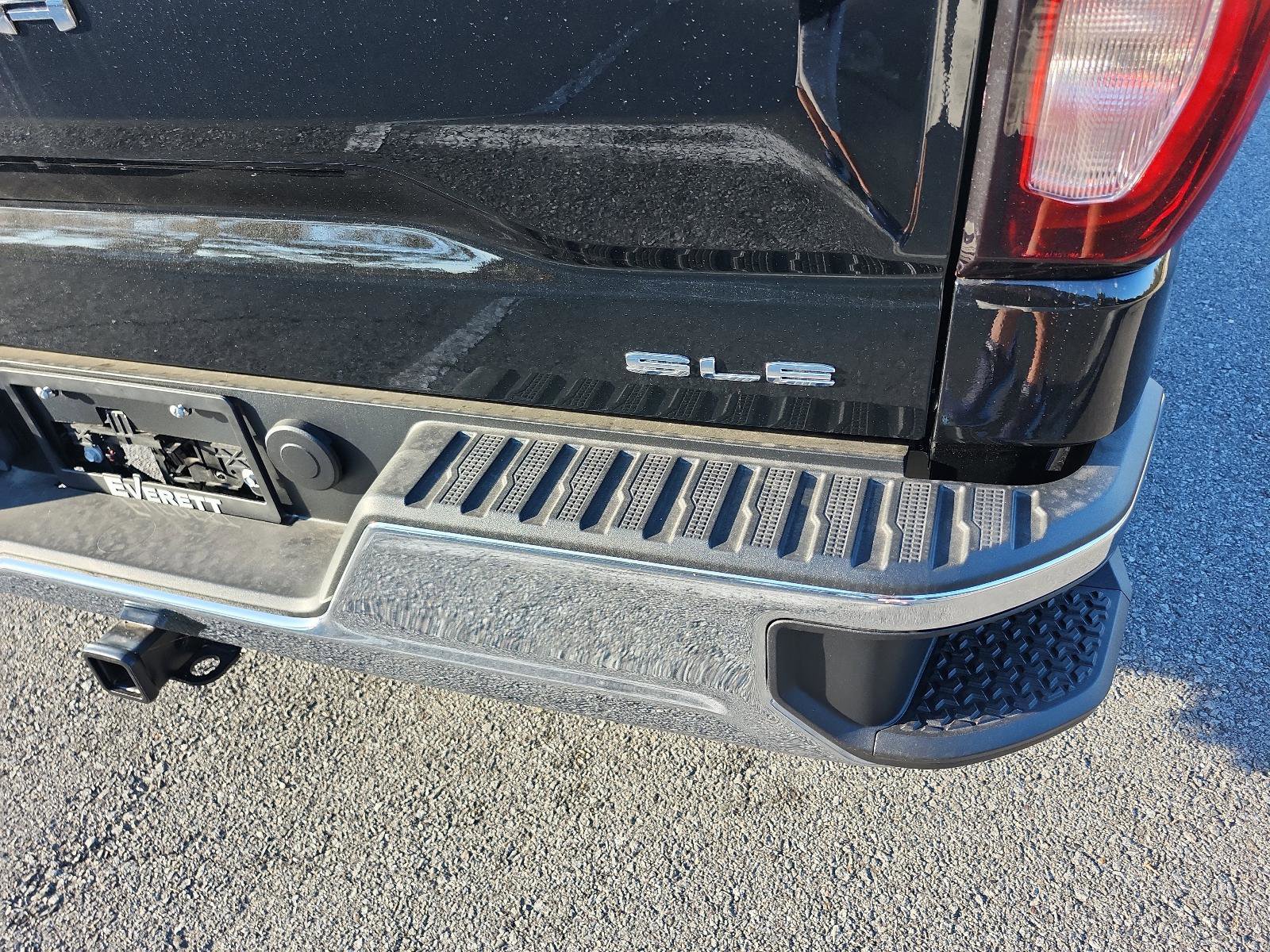 New 2026 GMC Sierra 1500 SLE image 26