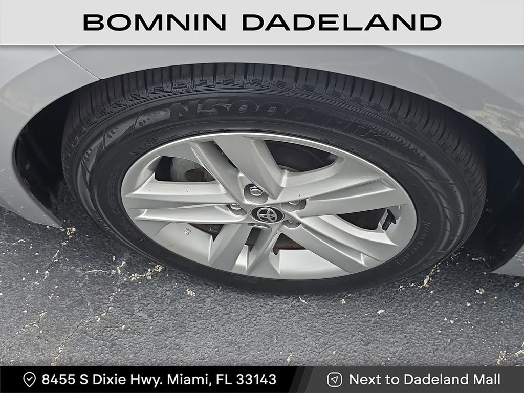 Used 2022 Toyota Corolla SE image 9